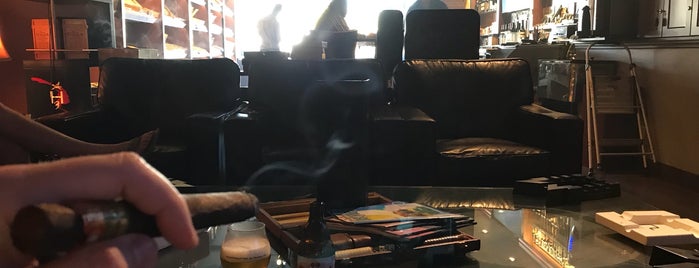 Cigar Mancave Lounge is one of Fort Lauderdale.