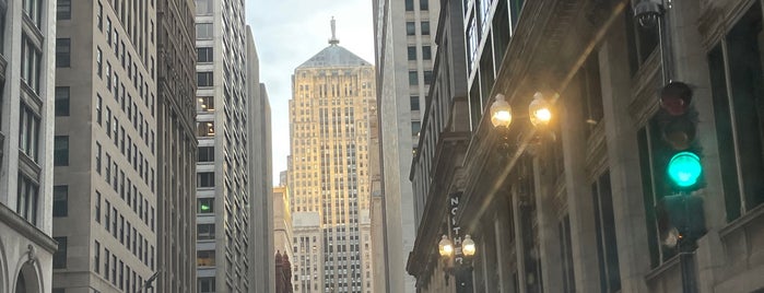 Chicago Board of Trade is one of Chicago Bucket List.