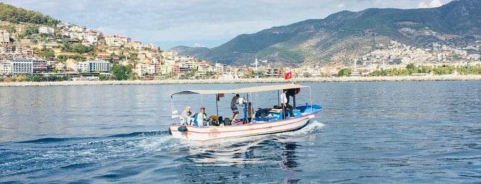 Cüneyt Baba Yacht Tour is one of kaydedilen mekanlar.