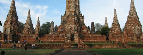 Wat Chai Watthanaram is one of ไหว้พระ.