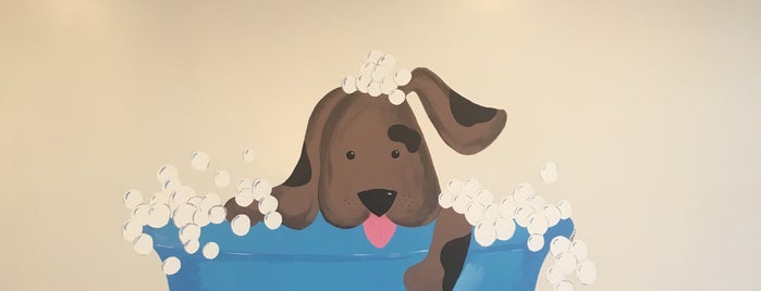 Pup in a Tub is one of Alejandroさんのお気に入りスポット.