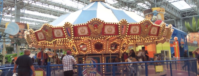 Mall of America is one of Andyさんのお気に入りスポット.