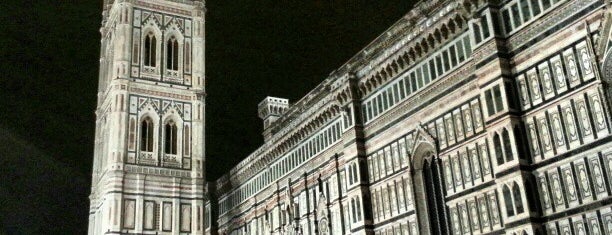Campanile di Giotto is one of สถานที่ที่บันทึกไว้ของ Adil.