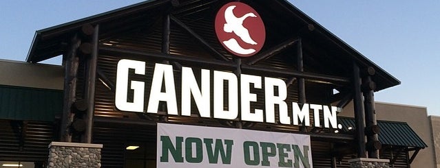 Gander Mountain is one of Chrisさんのお気に入りスポット.