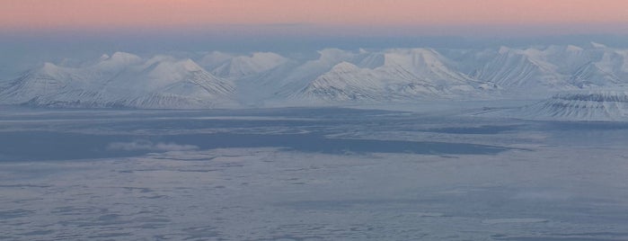 Svalbard Lufthavn (LYR) is one of Orte, die JRA gefallen.