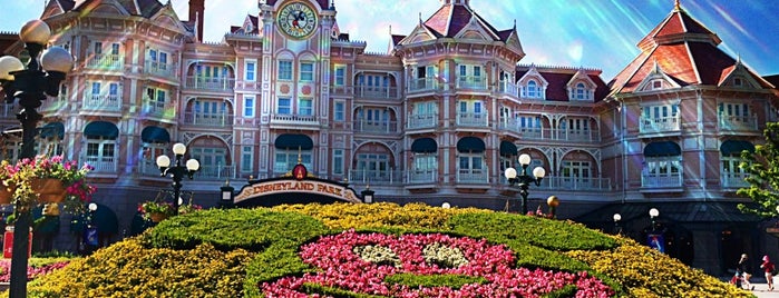 Disneyland Paris is one of I was here !.