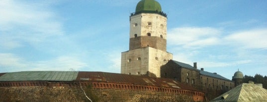 Vyborg Castle is one of Крепости вокруг Питера.