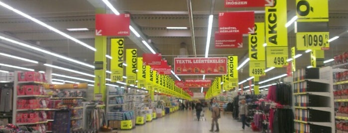 Auchan Budakalász is one of Lieux qui ont plu à 😎 Mariann.