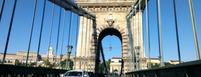 Pont des Chaînes is one of Budapest.