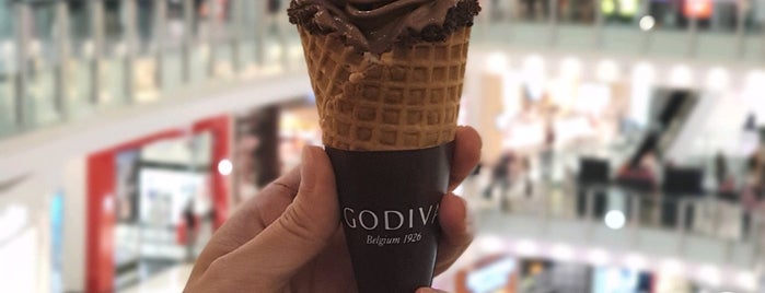 Godiva is one of Lugares favoritos de Mohammad.