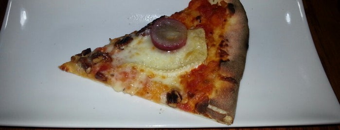 Bruno's is one of No existe una pizza mala.