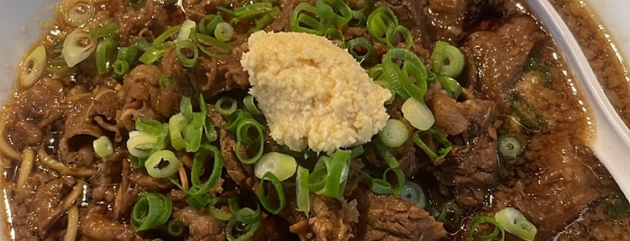 Houten Syokudo is one of punの”麺麺メ麺麺”.