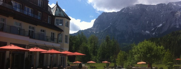 Hotel Schloss Elmau is one of Top Hotels 🏨.