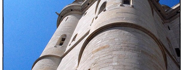 Château de Vincennes is one of France.