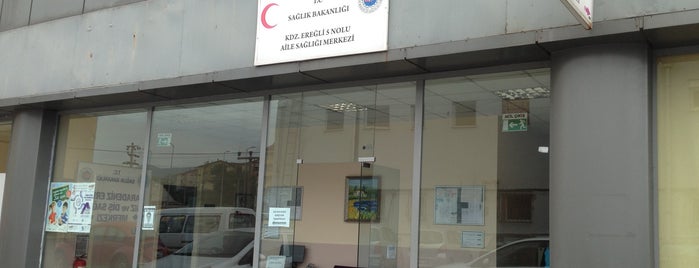 5 Nolu Aile Sağlığı Merkezi is one of Posti che sono piaciuti a Gözde.