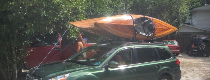 Rainbow River Canoe And Kayak is one of Nord-Florida Panhandle / USA.