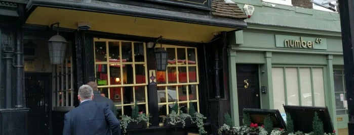 The Hoop and Grapes is one of London pubs.