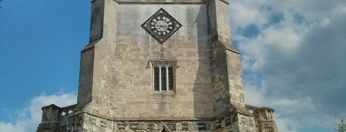 Waltham Abbey Church is one of Tempat yang Disukai Carl.