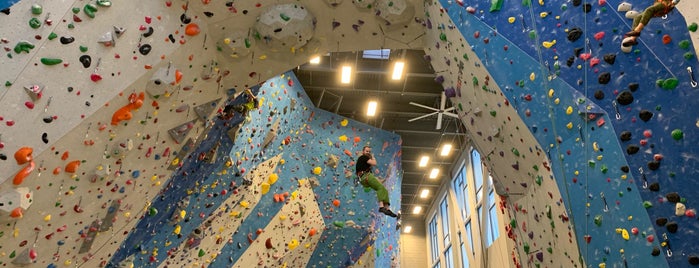 Momentum Indoor Climbing Millcreek is one of Timothyさんのお気に入りスポット.