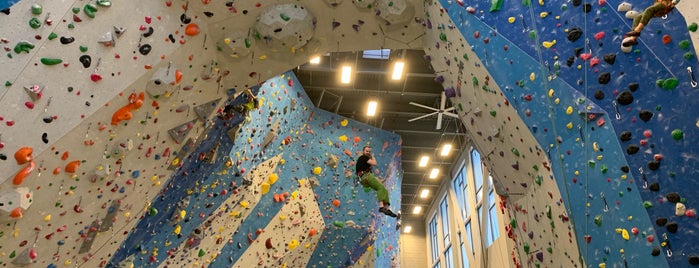 Momentum Indoor Climbing Millcreek is one of สถานที่ที่ C ถูกใจ.