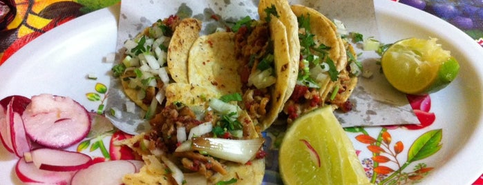 Tacos La Bendicion is one of Locais curtidos por Helena.