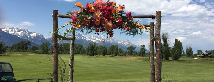 Jackson Hole Golf & Tennis Club is one of Michaelさんのお気に入りスポット.