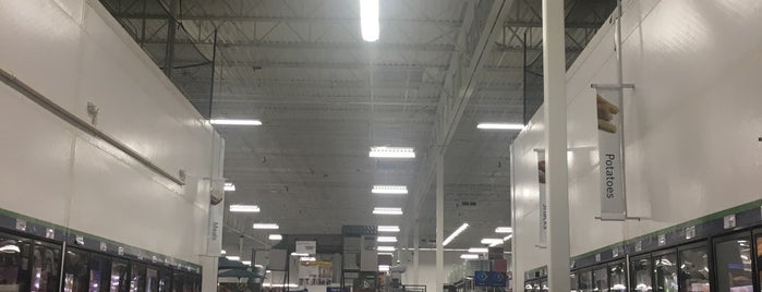 Sam's Club is one of Department Stores.