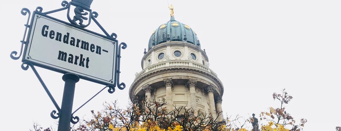 Gendarmenmarkt is one of Locais curtidos por Bahman.