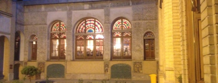 Masoudiyeh Palace | عمارت مسعوديه is one of Bahman'ın Beğendiği Mekanlar.