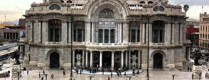 Palacio de Bellas Artes is one of México - México D.F..
