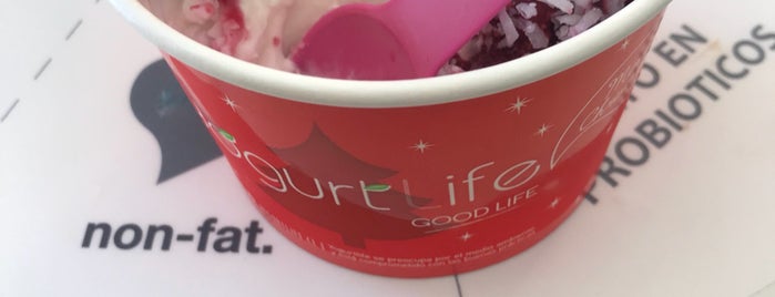 Yogurt Life is one of Buenos lugares para comer.