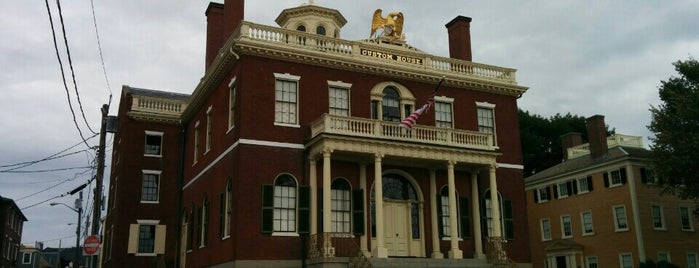 The Custom House is one of Salem's Children.