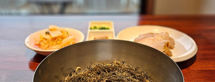 Gogiri Makguksu is one of 라멘,소바, 우동 & 국수.