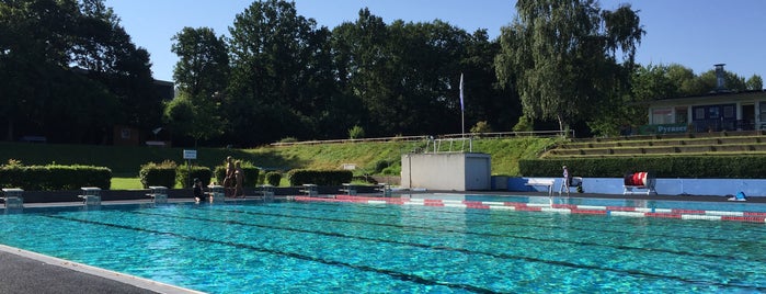 Freibad Bayern 07 is one of Schwimmbad.