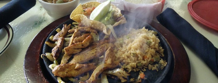 Juanita's Mexican Cantina is one of Tempat yang Disukai Jan.