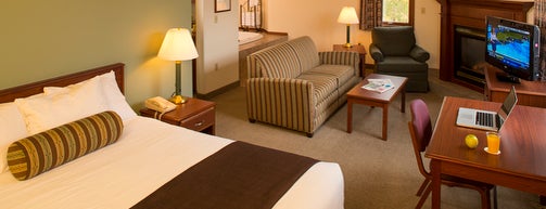 Kress Inn, an Ascend Collection hotel is one of Posti che sono piaciuti a Matthew.