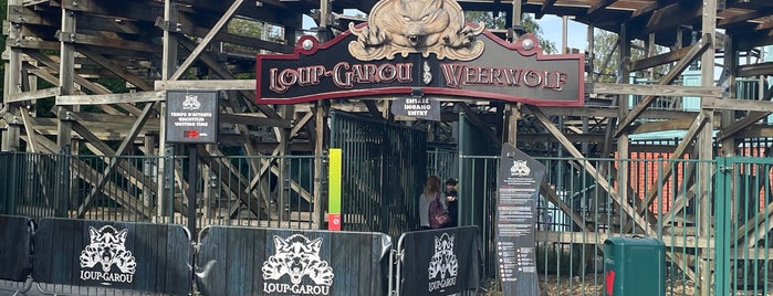 Loup Garou / Weerwolf is one of Tempat yang Disukai Zeeha.