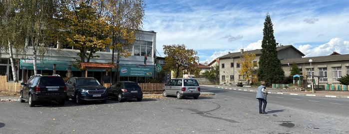 Долно Камарци (Dolno Kamartsi) is one of Museums.
