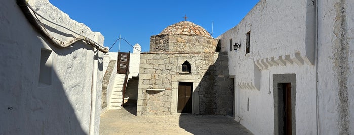 Ιερα Μονη Ιωαννου Θεολογου Πατμος is one of สถานที่ที่ Marko ถูกใจ.