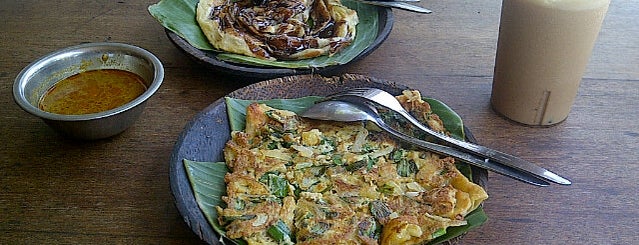 Roti Canai Bunana is one of Bali Food.