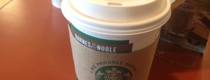 Barnes and Noble Cafe is one of Estepha 님이 좋아한 장소.