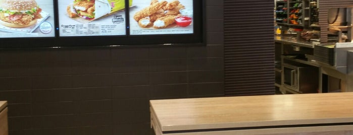 McDonald's is one of Aniyaさんのお気に入りスポット.