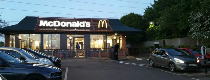 McDonald's is one of Orte, die Aniya gefallen.