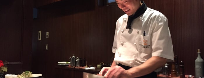 ROYAL MOPR (Hi-class Kobe Steak) is one of Lugares favoritos de phongthon.
