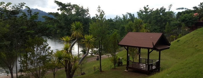 วังใหญ่ ริเวอร์แคว รีสอร์ท Wang Yai River Kwai Resort is one of Lugares favoritos de phongthon.