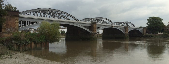 Barnes Bridge is one of Thames Crossings.