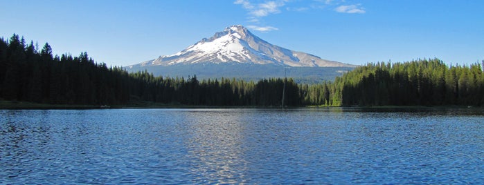 Trillium Lake is one of America's Best Lakes.