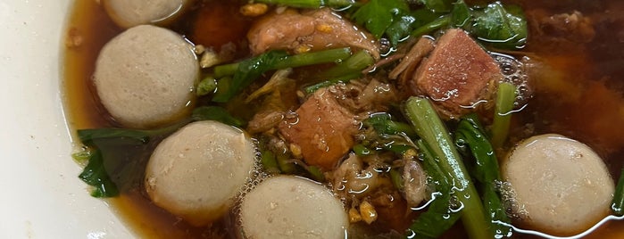 Aroi Taek Six is one of Beef Noodle in Bangkok.