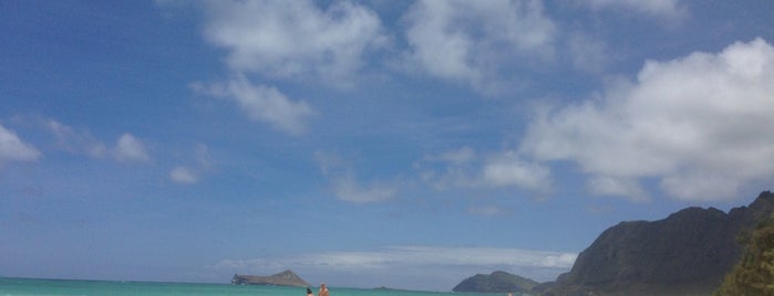 Waimanalo Beach Park is one of The non-haole's guide to Oahu..