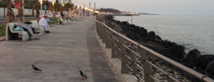 Corniche Walk is one of Jeddah.